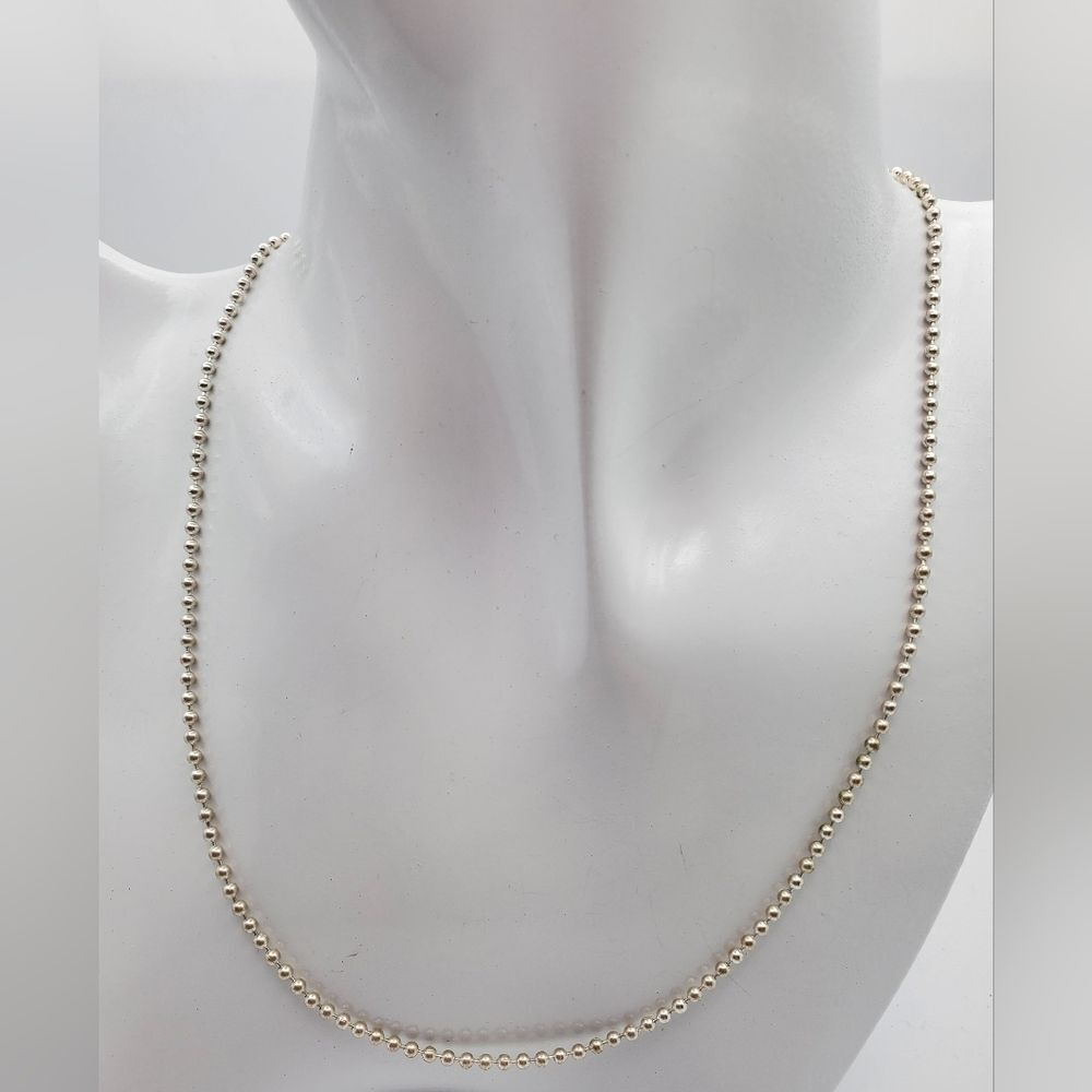 Ball‎ beaded silver tone necklace N1715